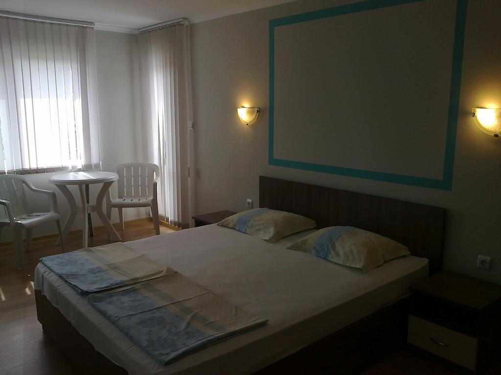 Guest Rooms Rusalka Кранево Экстерьер фото